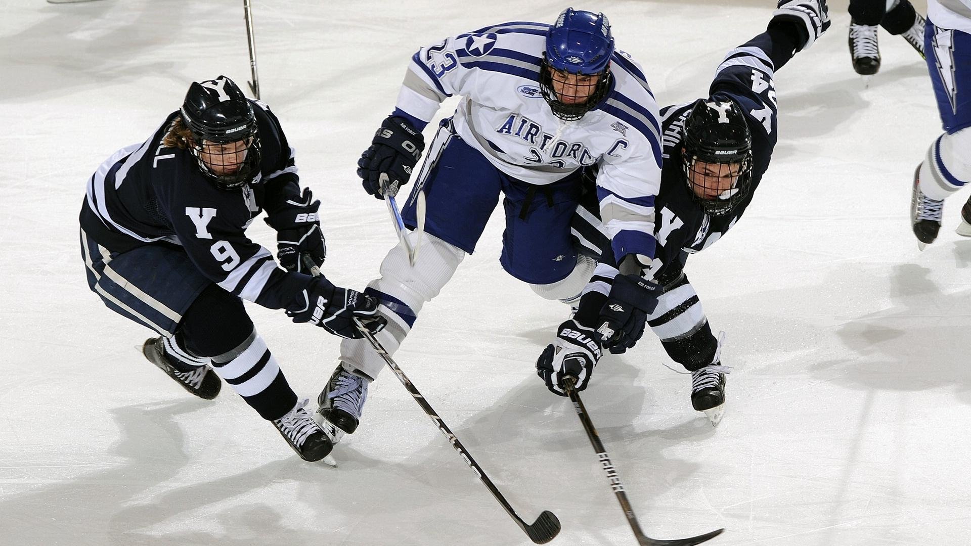 奥运周期关键战之夜，浓眉末节接管比赛